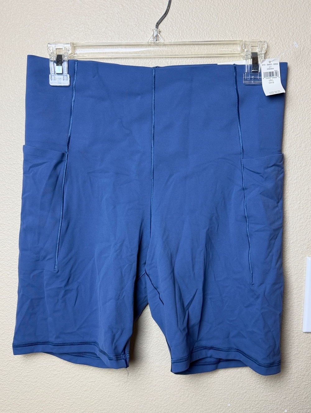 OFFLINE By Aerie Real Me XTRA Hold Up! Pocket 7" Bike Short